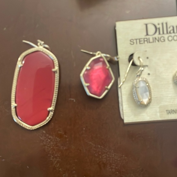 Kendra Scot. Sold individual SINGLE EARRINGS DIFFERENT SIZE - Picture 6 of 9